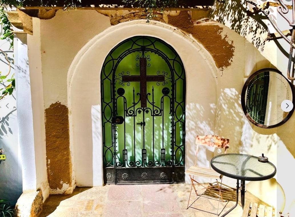 Oliva Courtyard Guesthouse Kültér fotó