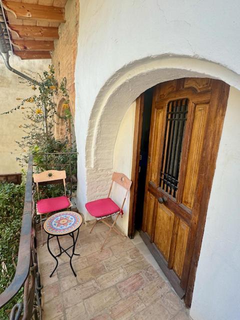 Oliva Courtyard Guesthouse Kültér fotó