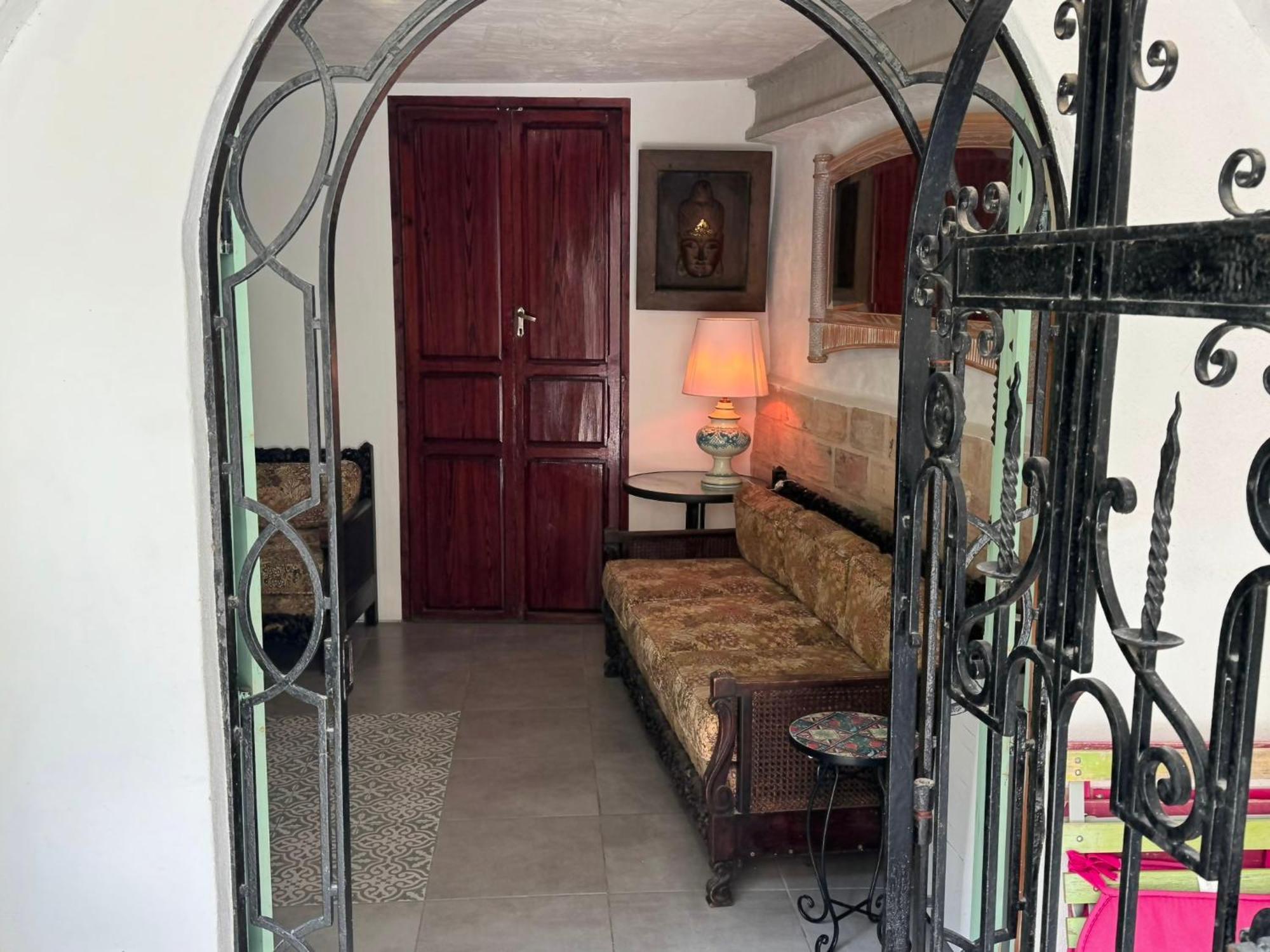 Oliva Courtyard Guesthouse Kültér fotó